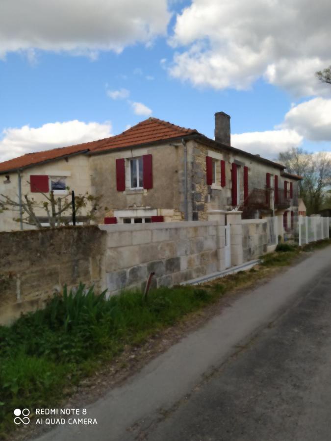Chambre Privative Dans Ferme Renovee A 7Mn De Perigueux Champcevinel 外观 照片